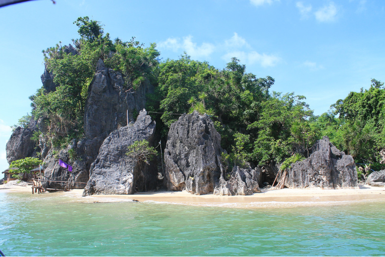 Borawan Island - E.T.A. TRAVEL AND TOURS Best rates for your Easy Trip!